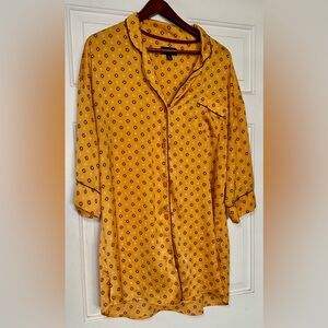 Room Service Women’s‎ Gold Yellow Large Button Down Night Shirt Pajamas.